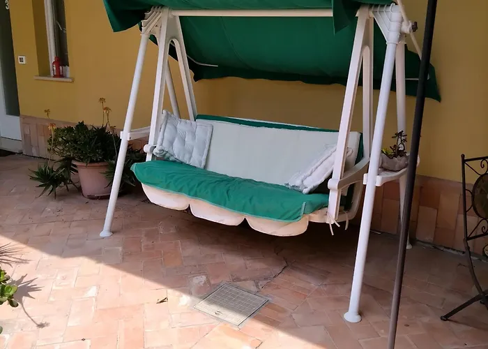 Rita Alojamento de Acomodação e Pequeno-almoço Silvi Marina